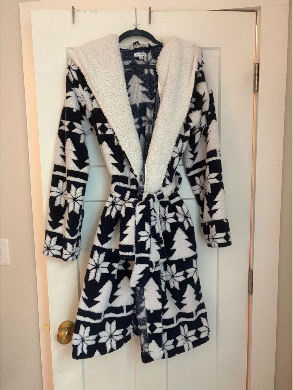 Vera Bradley LG-XL Cozy Life Jacquard Fleece Robe Nordic Forest Stripe